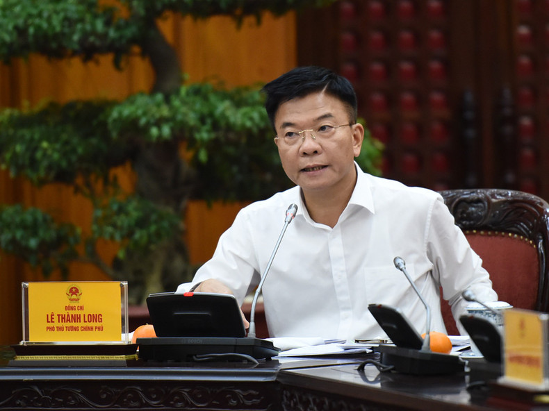 El viceprimer ministro Le Thanh Long en el evento.