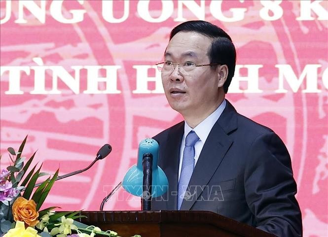 Van Thuong interviene en la cita.