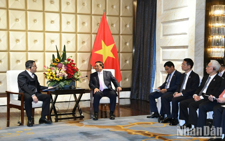 En el encuentro con Wang Xiaojun, director general adjunto de la Corporación de Construcción de Energía Eléctrica de China, Wang Xiaojun. En el encuentro con Wang Xiaojun, director general adjunto de la Corporación de Construcción de Energía Eléctrica de China, Wang Xiaojun.