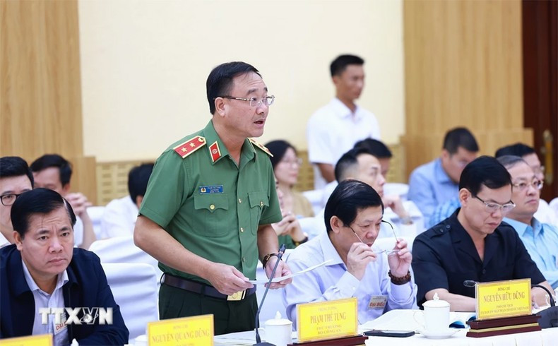 Pham The Tung, viceministro de Seguridad Pública, interviene en la reunión. Pham The Tung, viceministro de Seguridad Pública, interviene en la reunión.