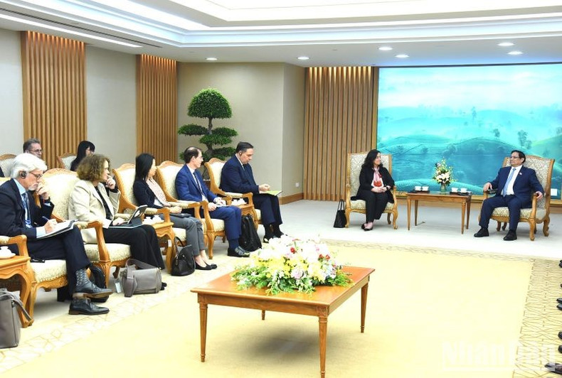 Los miembros de la delegación de Ferro.