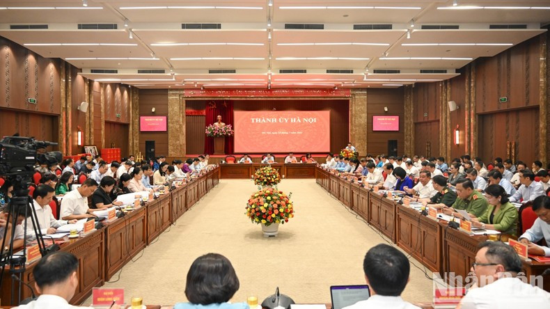 Vista de la reunión. Vista de la reunión.