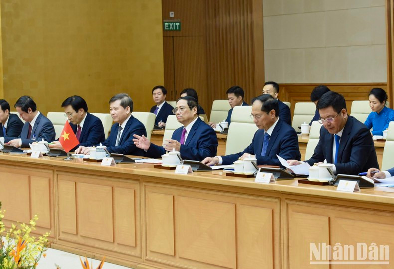 Delegados vietnamitas asistentes a la reunión. Delegados vietnamitas asistentes a la reunión.