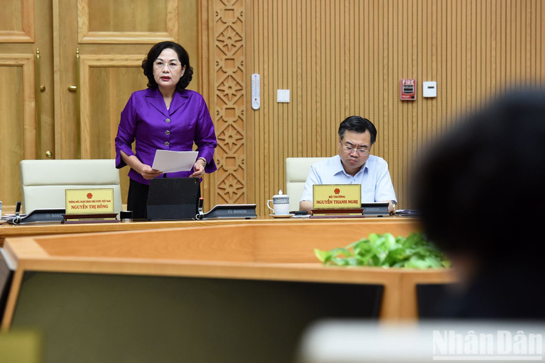 La gobernadora del Banco Estatal de Vietnam, Nguyen Thi Hong, interviene. La gobernadora del Banco Estatal de Vietnam, Nguyen Thi Hong, interviene.