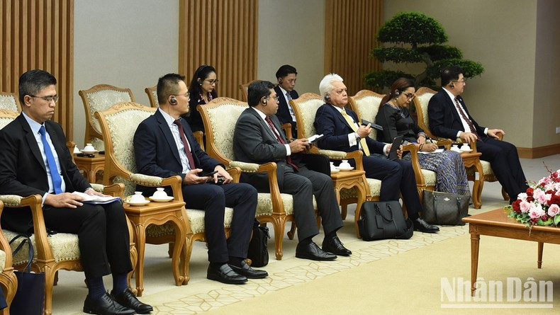 Miembros de la delegación de Malasia.