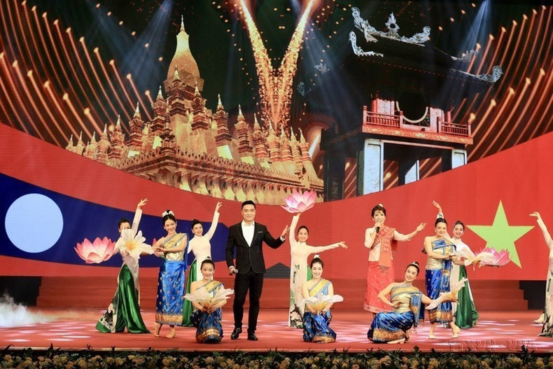 Celebraron en 2022 en Hanói un acto conmemorativo del 60 aniversario del establecimiento de relaciones diplomáticas (5 de septiembre de 1962) y el 45 aniversario de la firma del Tratado de Amistad y Cooperación entre Vietnam y Laos (18 de julio de 1977).