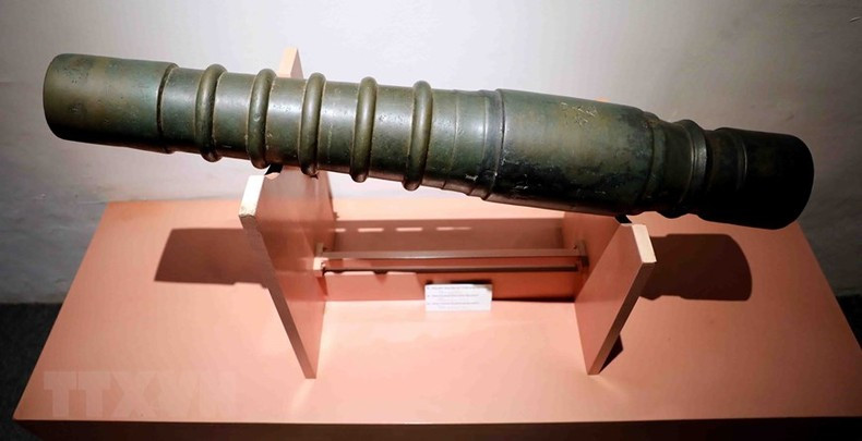 Cañón utilizado en la época Le Trung Hung (1533 - 1789). Cañón utilizado en la época Le Trung Hung (1533 - 1789).