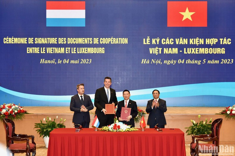 La firma del Acuerdo de Asociación Estratégica sobre finanzas verdes entre los Ministerios de Finanzas de ambas naciones.