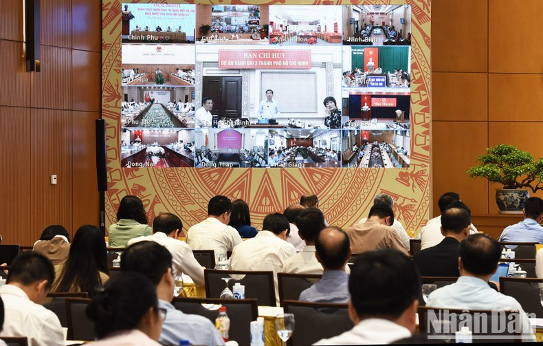 La conferencia se celebra de manera virtual con conexiones a 63 provincias y ciudades. La conferencia se celebra de manera virtual con conexiones a 63 provincias y ciudades.