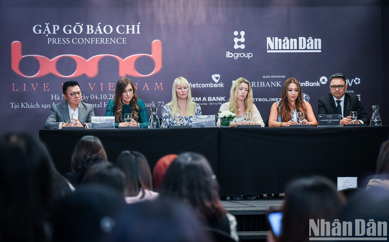 El evento “BOND Live In Vietnam”, forma parte del proyecto internacional “Good Morning Vietnam” destinado a recaudar fondos para sus actividades benéficas y a la vez traer la música más fina del mundo a la audiencia nacional. El evento “BOND Live In Vietnam”, forma parte del proyecto internacional “Good Morning Vietnam” destinado a recaudar fondos para sus actividades benéficas y a la vez traer la música más fina del mundo a la audiencia nacional.