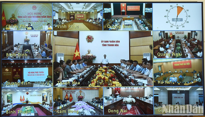 El representante que asiste a la conferencia en la provincia de Thanh Hoa expresa sus opiniones. El representante que asiste a la conferencia en la provincia de Thanh Hoa expresa sus opiniones.