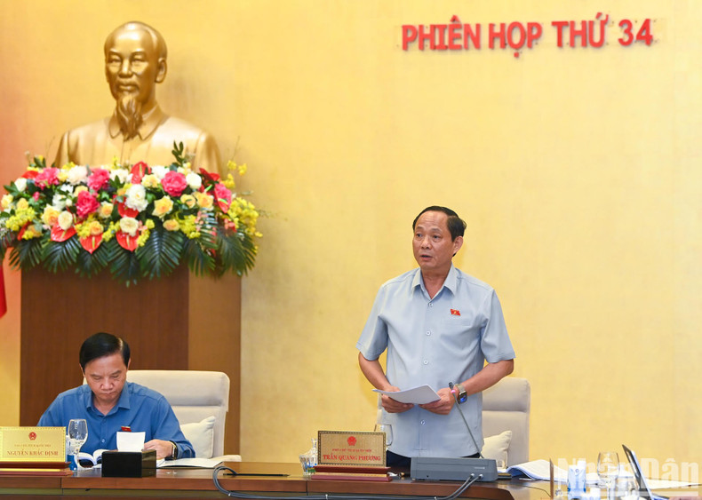 El vicepresidente de la Asamblea Nacional Tran Quang Phuong en el evento. El vicepresidente de la Asamblea Nacional Tran Quang Phuong en el evento.
