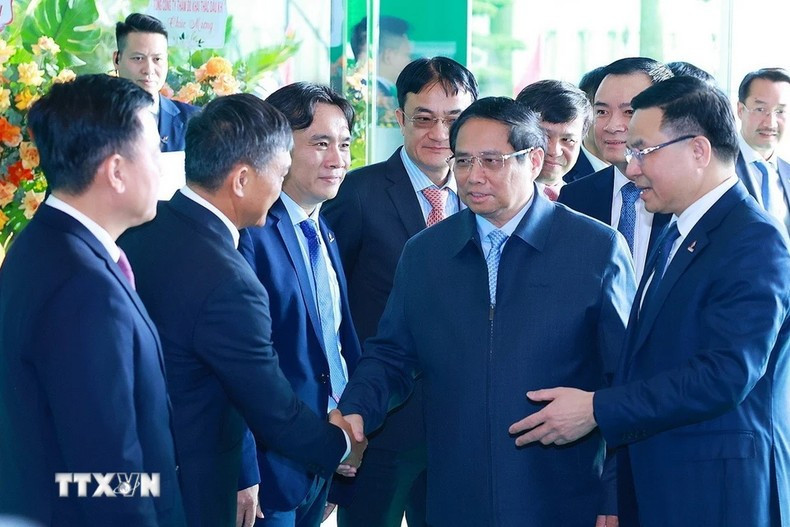El primer ministro de Vietnam, Pham Minh Chinh, asiste a la conferencia de implementación del plan del Grupo Nacional de Petróleo y Gas (Petrovietnam) para 2025. El primer ministro de Vietnam, Pham Minh Chinh, asiste a la conferencia de implementación del plan del Grupo Nacional de Petróleo y Gas (Petrovietnam) para 2025.