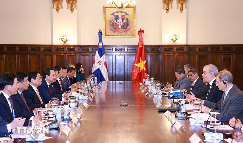 En las conversaciones oficiales. En las conversaciones oficiales.