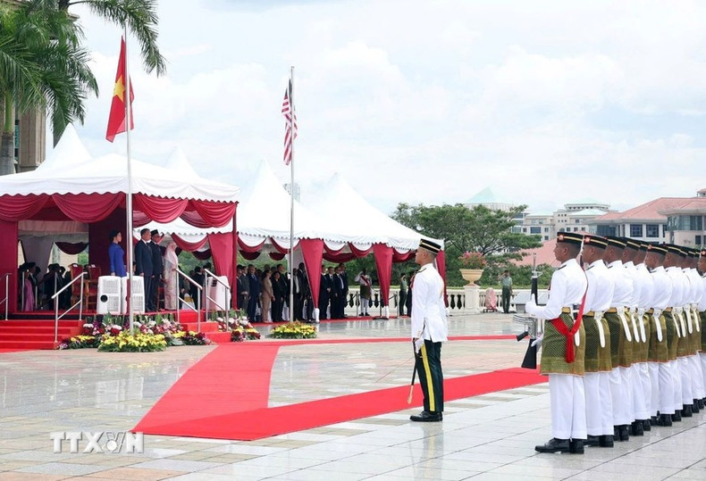 La ceremonia se lleva a cabo en Putrajaya, capital administrativa de Malasia. La ceremonia se lleva a cabo en Putrajaya, capital administrativa de Malasia.