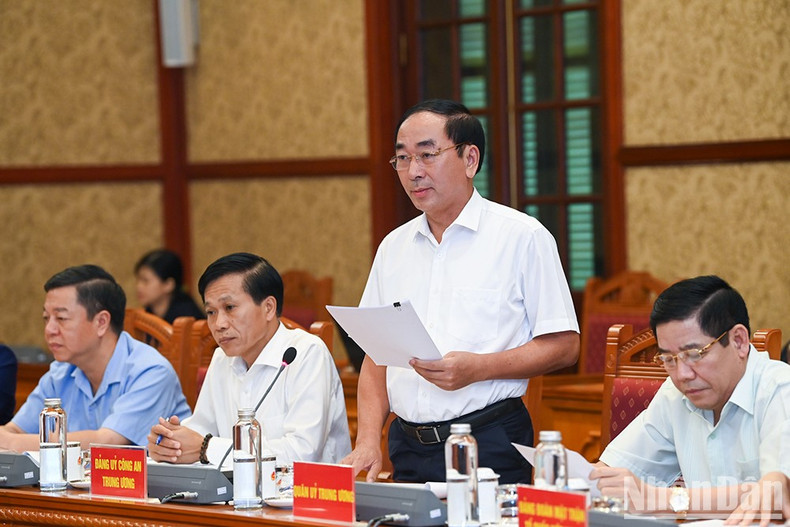 El viceministro de Seguridad Pública Tran Quoc To en el evento. El viceministro de Seguridad Pública Tran Quoc To en el evento.