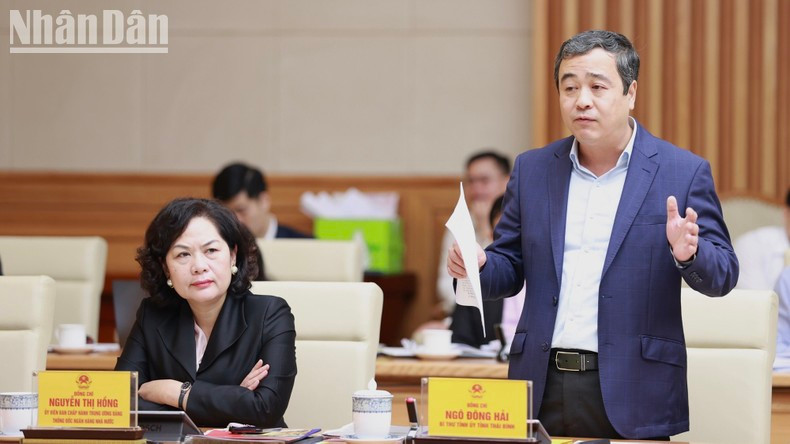 El secretario del Comité del Partido Comunista de Vietnam (PCV) en la provincia de Thai Binh, Ngo Dong Hai, interviene en el evento.