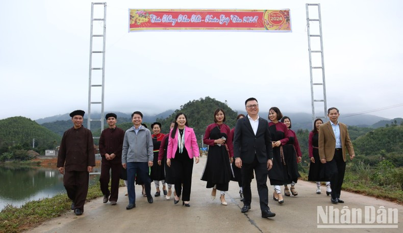 Las actividades de caridad son uno de los objetivos que el periódico Nhan Dan seguirá promoviendo en los próximos tiempos.