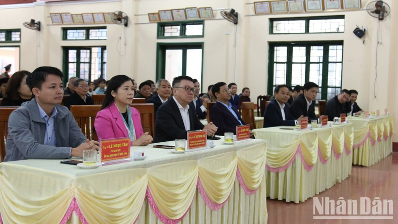 Asistentes a la ceremonia.