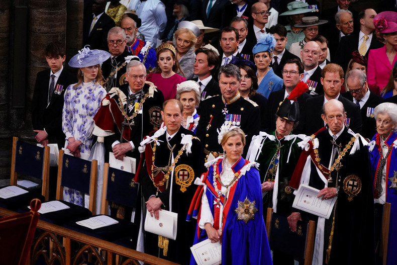 Miembros de la familia real en la ceremonia de coronación. Miembros de la familia real en la ceremonia de coronación.