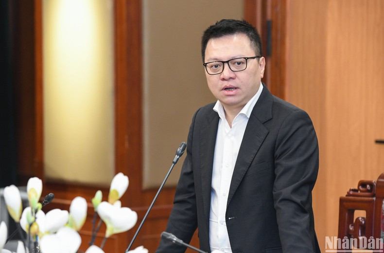 Le Quoc Minh habla en el evento. Le Quoc Minh habla en el evento.