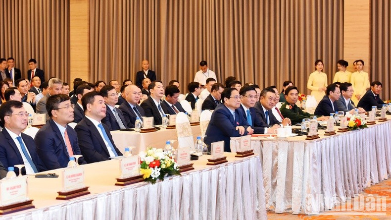 Asistentes al acto. Asistentes al acto.