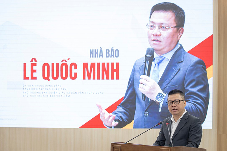 Quoc Minh habla en la cita. Quoc Minh habla en la cita.