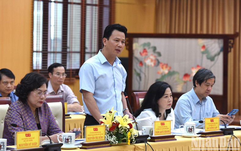 Habla Dang Quoc Khanh, ministro de Recursos Naturales y Medio Ambiente.