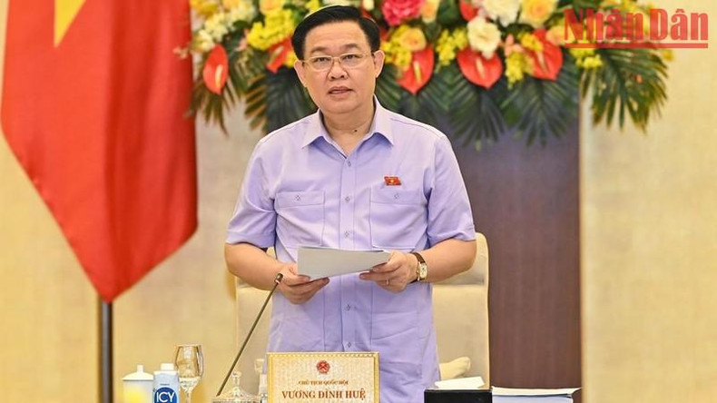 El titular del Legislativo, Vuong Dinh Hue, habla en el evento. El titular del Legislativo, Vuong Dinh Hue, habla en el evento.