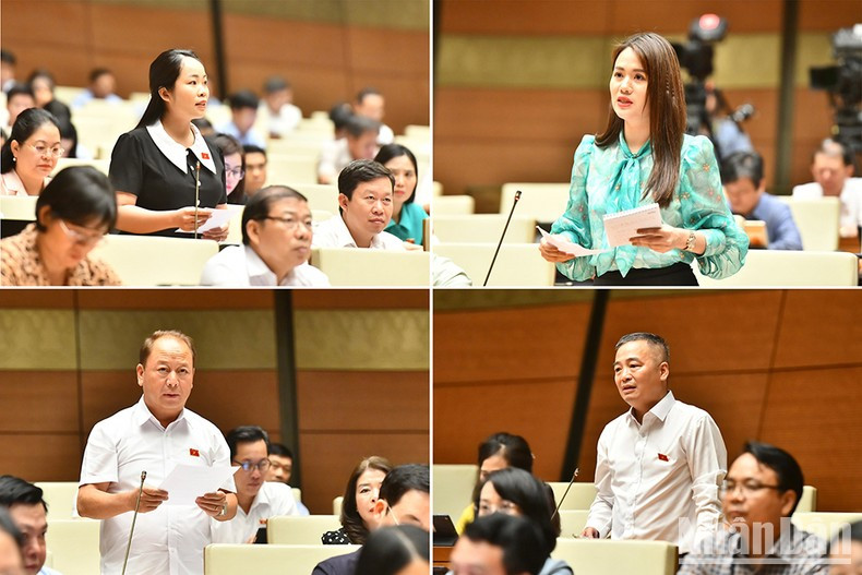 Delegados formulan preguntas a los ministros.