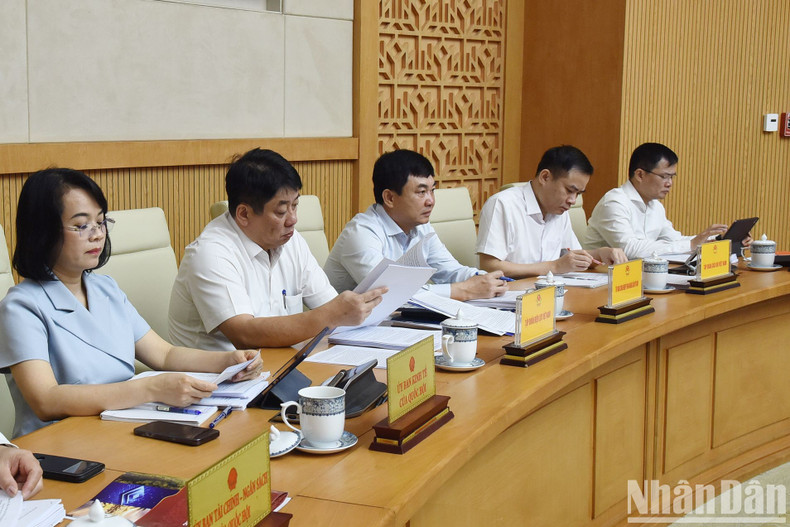 Asistentes a la cita. Asistentes a la cita.