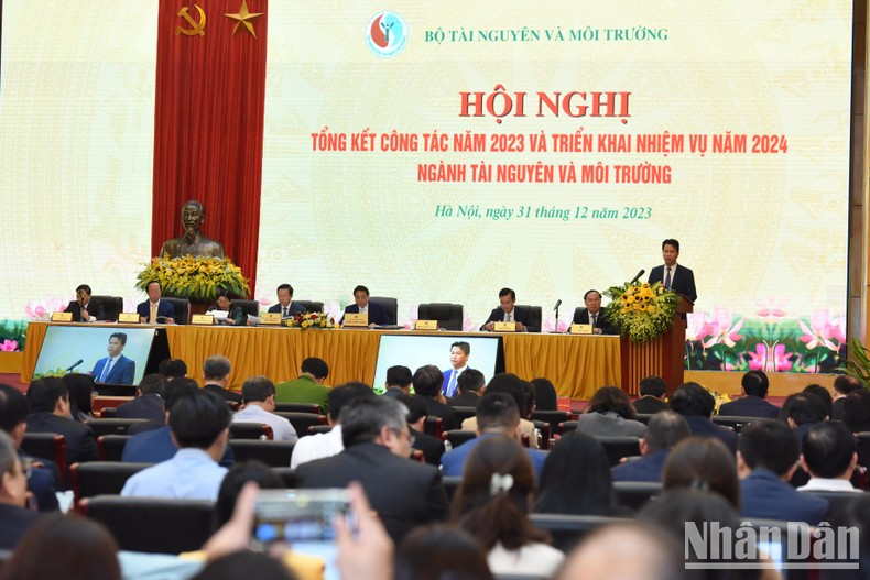 Vista de la conferencia. Vista de la conferencia.