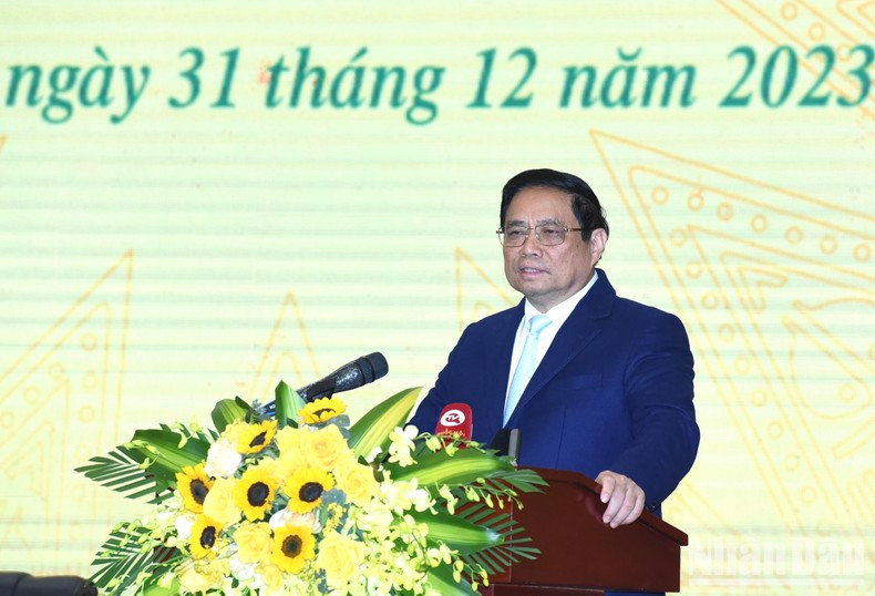 Interviene el premier Pham Minh Chinh. Interviene el premier Pham Minh Chinh.