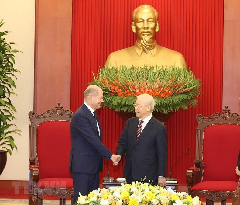 Los dos dirigentes en la recepción. Los dos dirigentes en la recepción.