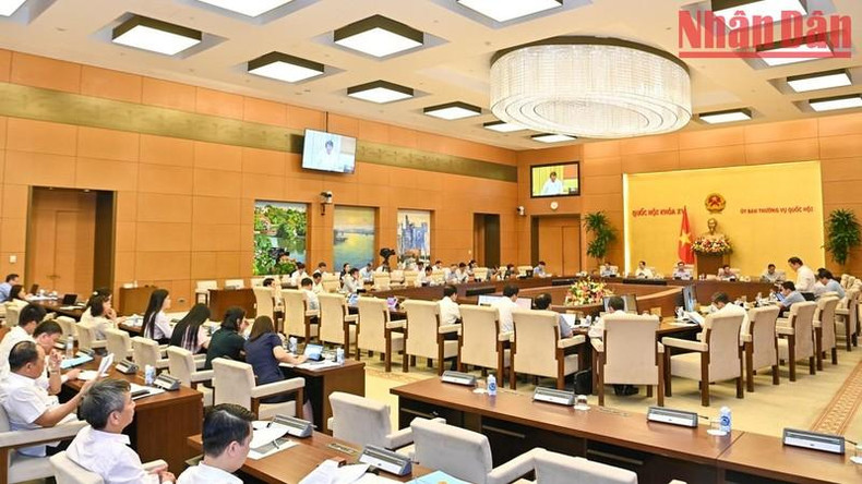 Escena de la reunión. Escena de la reunión.