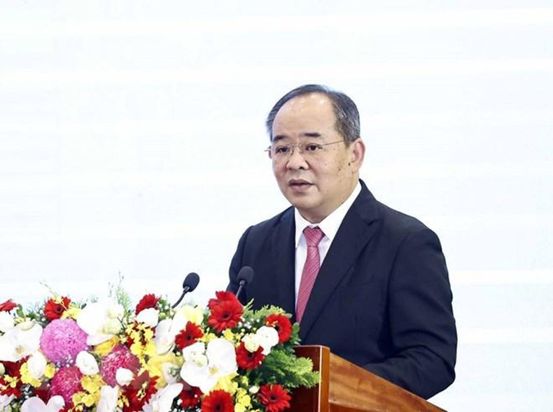 Le Khanh Hai, miembro del Comité Central del PCV y jefe de la Oficina Presidencial pronuncia un discurso. Le Khanh Hai, miembro del Comité Central del PCV y jefe de la Oficina Presidencial pronuncia un discurso.