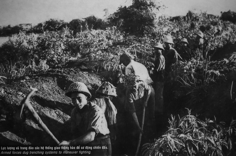 Los túneles de Vinh Moc son una combinación del túnel subterráneo de los pueblos de Vinh Moc y Son Ha y las 140 comisarías de policía armada, que están interconectadas entre sí en un sistema cerrado. Los túneles de Vinh Moc son una combinación del túnel subterráneo de los pueblos de Vinh Moc y Son Ha y las 140 comisarías de policía armada, que están interconectadas entre sí en un sistema cerrado.