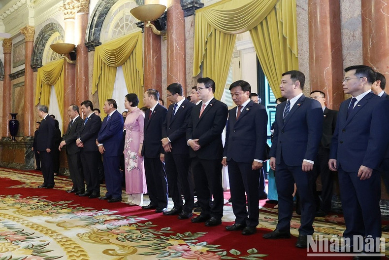 [Foto] Vietnam y Kazajstán cooperan en diversos campos ảnh 3