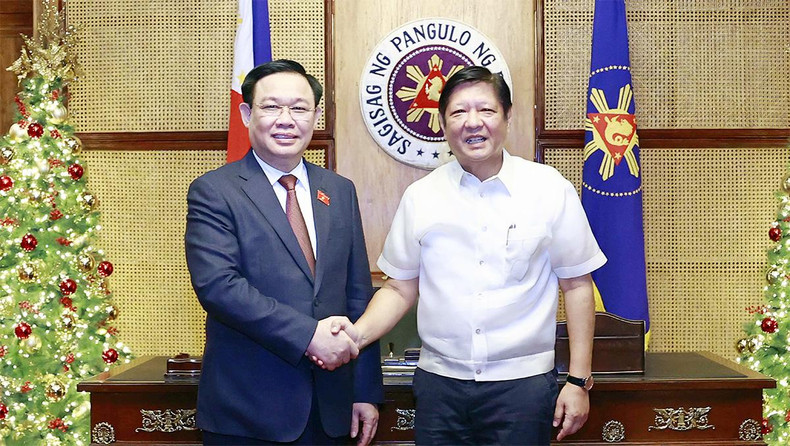 El presidente de la Asamblea Nacional de Vietnam, Vuong Dinh Hue, y el presidente de Filipinas, Ferdinand Romualdez Marcos Jr. (Foto: daibieunhandan.vn) El presidente de la Asamblea Nacional de Vietnam, Vuong Dinh Hue, y el presidente de Filipinas, Ferdinand Romualdez Marcos Jr. (Foto: daibieunhandan.vn)