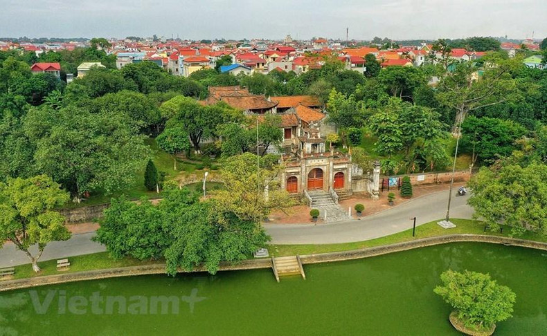Cuenta la leyenda que la ciudadela tiene nueve murallas con forma de espiral. Sin embargo, según las excavaciones arqueológicas, quedan hasta la fecha tres murallas. (Foto: VNA) Cuenta la leyenda que la ciudadela tiene nueve murallas con forma de espiral. Sin embargo, según las excavaciones arqueológicas, quedan hasta la fecha tres murallas. (Foto: VNA)