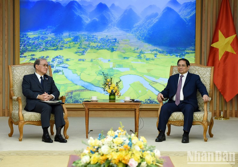 Los dirigentes expresaron su satisfacción por el desarrollo de las relaciones binacionales.