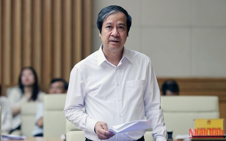 El ministro de Educación y Formación Nguyen Kim Son en la cita.