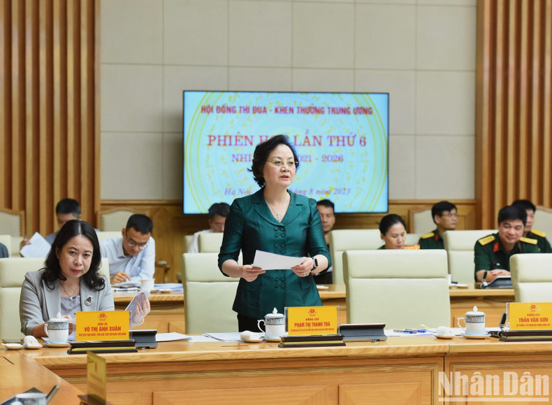 Habla Pham Thi Thanh Tra, ministra del Interior y vicepresidenta permanente del Consejo. Habla Pham Thi Thanh Tra, ministra del Interior y vicepresidenta permanente del Consejo.