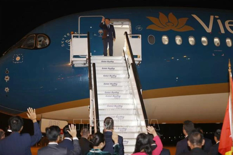 Dinh Hue concluye con éxito su visita oficial a Bulgaria.