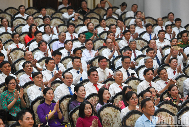 Participantes en la conferencia.