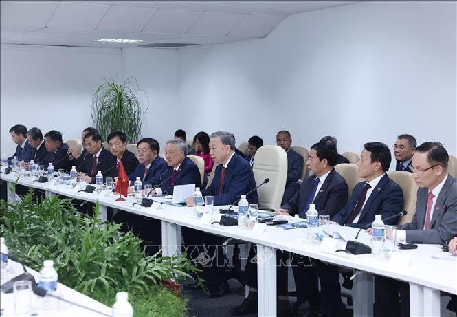 El mandatario vietnamita habla en el evento.