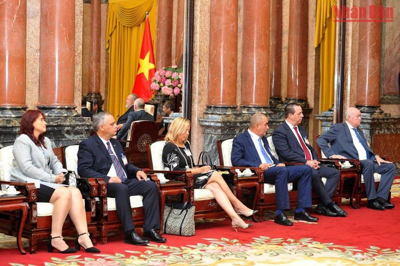 Miembros de la delegación de alto rango del Gobierno cubano en el encuentro.