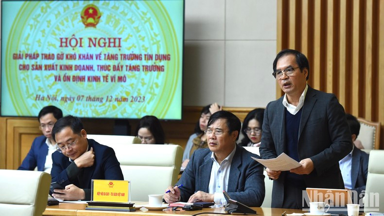 Habla representante de la Asociación de Empresas Pequeñas y Medianas.