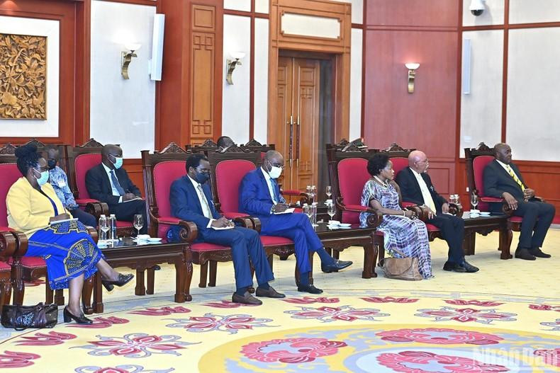 La delegación de Uganda en el evento. La delegación de Uganda en el evento.