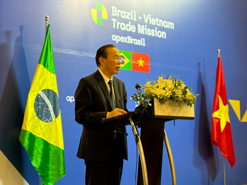El viceministro de Agricultura y Desarrollo Rural de Vietnam Phung Duc Tien habla en el evento. El viceministro de Agricultura y Desarrollo Rural de Vietnam Phung Duc Tien habla en el evento.